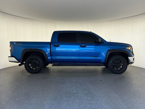 Used 2016 Toyota Tundra SR5 w/ SR5 Upgrade Package RWD image 2