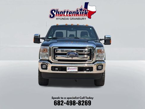 Used 2016 Ford F250 Lariat w/ Lariat Ultimate Package AWD/4WD image 2