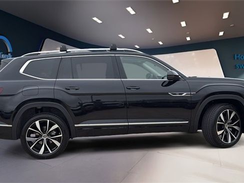 New 2025 Volkswagen Atlas SEL Premium R-Line image 7