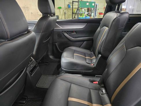 Used 2024 MAZDA CX-90 Plug-In Hybrid w/ Premium Plus image 17