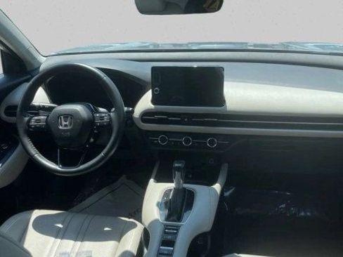Used 2023 Honda HR-V EX-L image 16