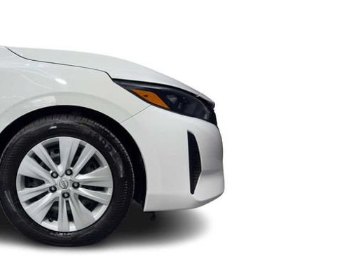 Used 2024 Nissan Sentra S FWD image 8