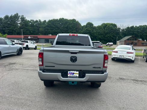 Used 2023 RAM 2500 Big Horn w/ Night Edition AWD/4WD image 6