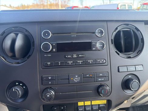 Used 2013 Ford F350 XL w/ Snow Plow Prep Pkg AWD/4WD image 13