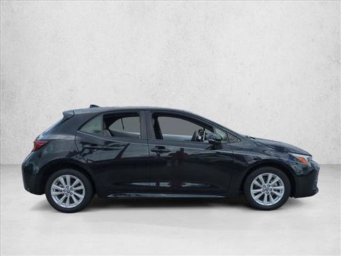 Certified 2023 Toyota Corolla SE FWD image 4