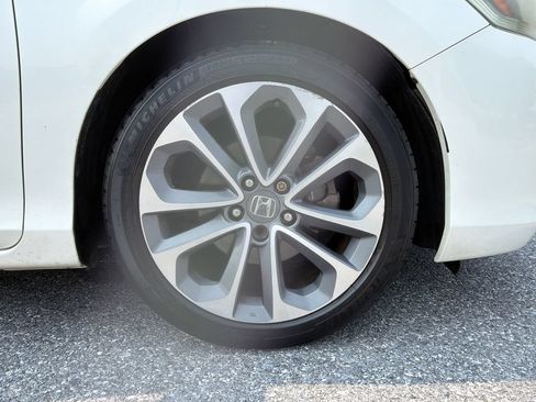 Used 2014 Honda Accord Sport image 27