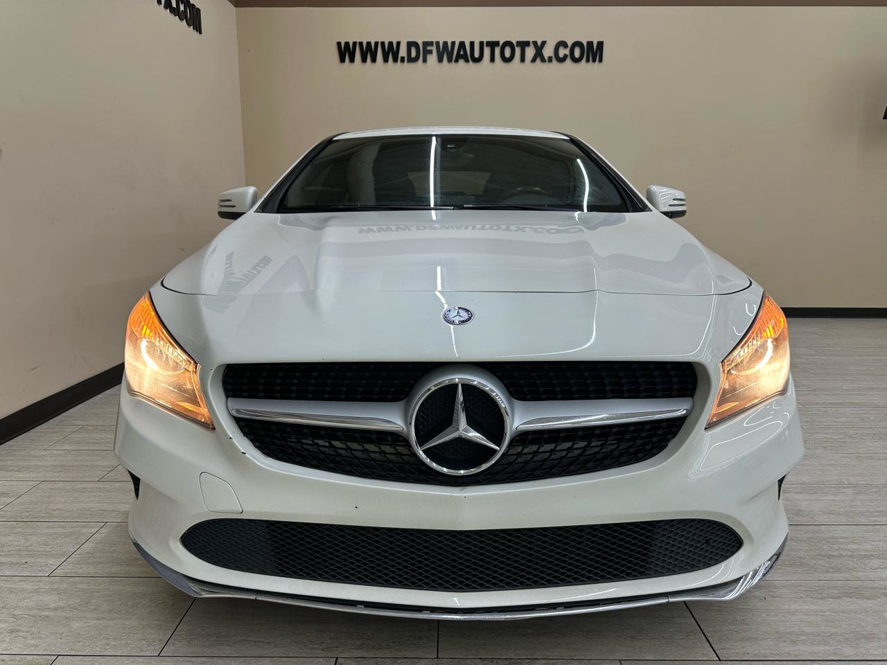 Used 2017 Mercedes-Benz CLA 250 4MATIC image 3