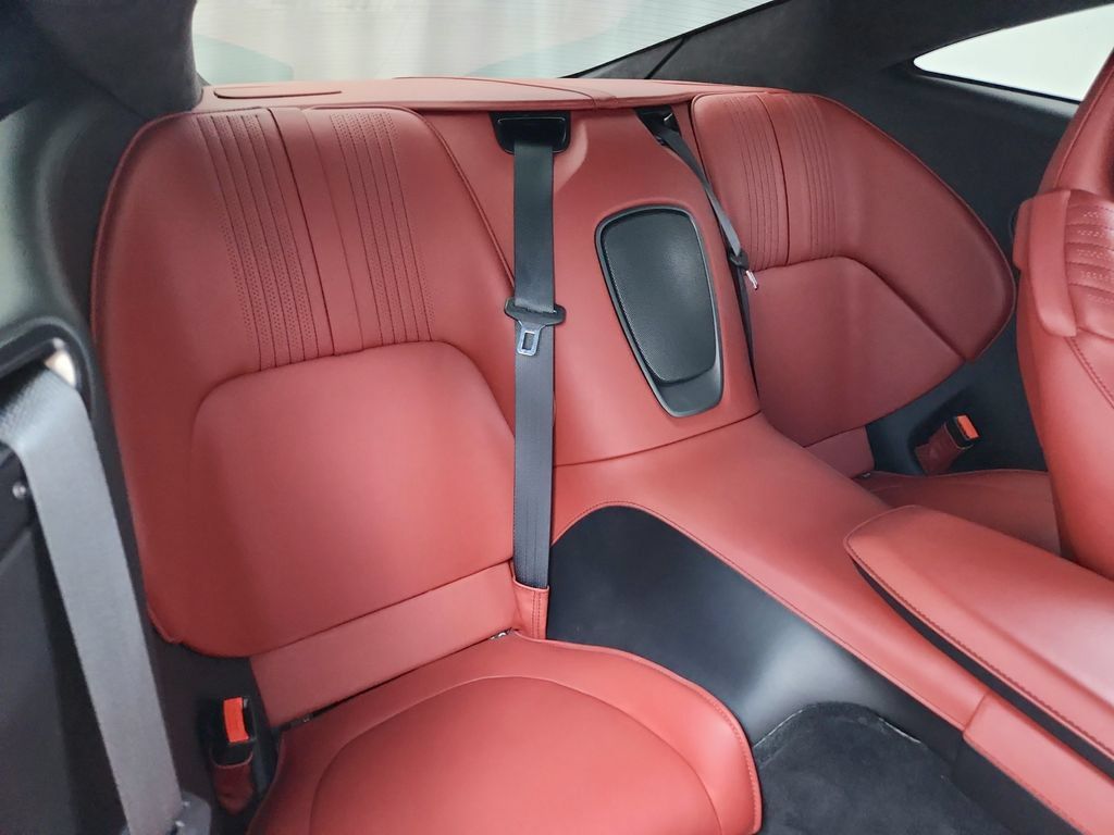 Used 2018 Aston Martin DB11 Coupe RWD image 36