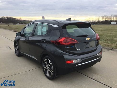 Used 2019 Chevrolet Bolt Premier w/ Infotainment Package image 7