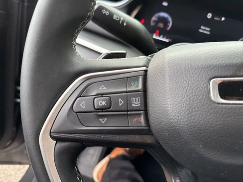 Used 2025 Jeep Grand Cherokee L Laredo RWD image 26