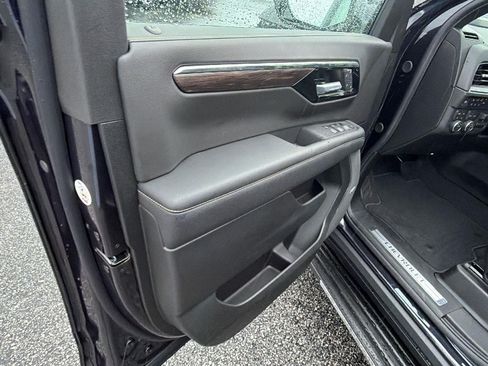 New 2026 Chevrolet Suburban Premier w/ Sun And Tow Package AWD/4WD image 11