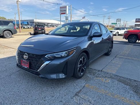 New 2025 Nissan Sentra SV image 8