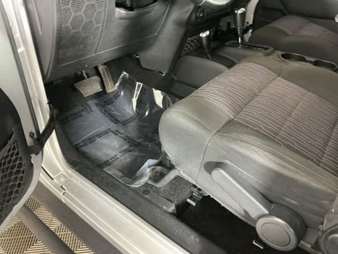 Used 2011 Jeep Wrangler Unlimited Sport w/ Connectivity Group image 14