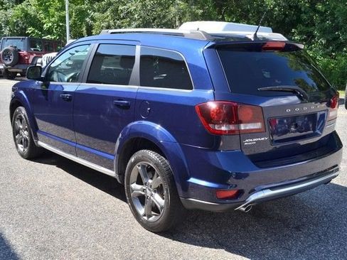 Used 2017 Dodge Journey Crossroad w/ Popular Equipment Group AWD/4WD image 6
