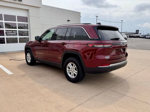 Used 2024 Jeep Grand Cherokee Laredo w/ Luxury Tech Group I image 5