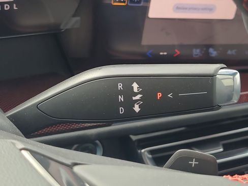 New 2026 Chevrolet Traverse RS w/ LPO, Floor Liner Package image 16