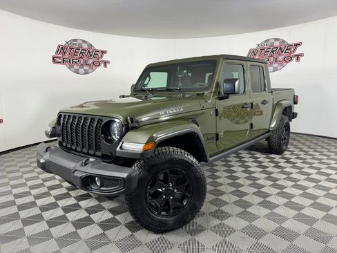Used 2023 Jeep Gladiator Sport AWD/4WD image 1