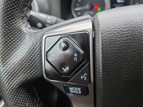 Used 2022 Toyota Tacoma SR5 w/ Trail Edition AWD/4WD image 19