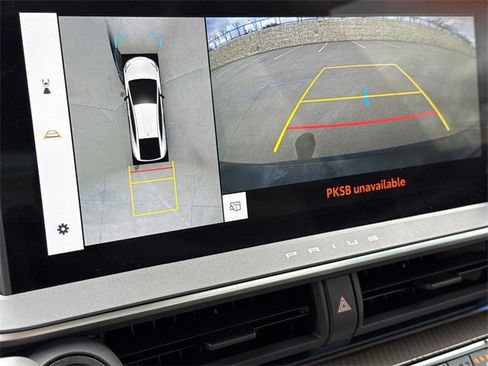 Used 2024 Toyota Prius Limited image 25