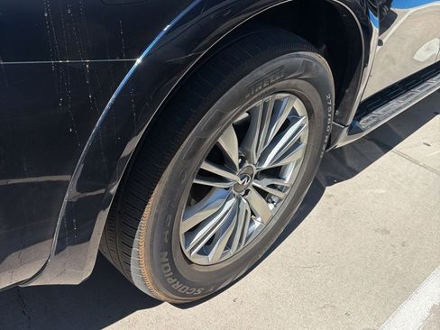 Used 2018 INFINITI QX80 image 8