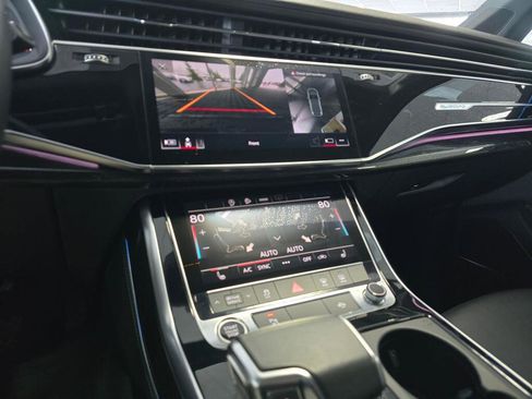 Used 2025 Audi Q7 3.0T Premium Plus image 29