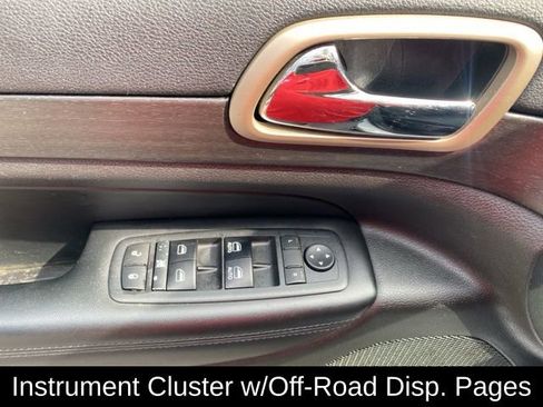 Used 2017 Jeep Grand Cherokee Laredo w/ Quick Order Package 23E image 16