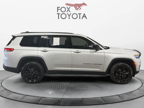 Used 2025 Jeep Grand Cherokee L Limited w/ Luxury Tech Group II AWD/4WD image 12