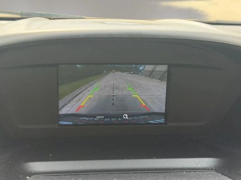 Used 2018 Ford Escape SE FWD image 13