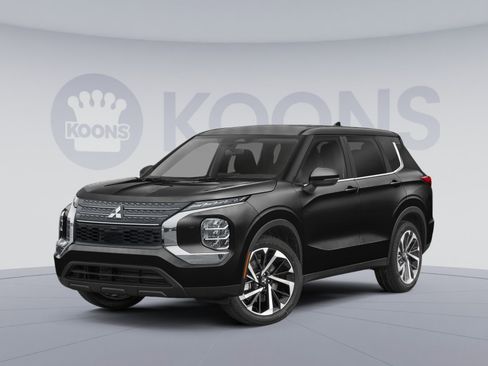 Used 2024 Mitsubishi Outlander ES image 1