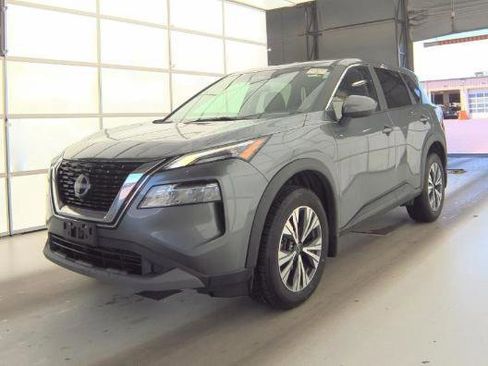 Used 2023 Nissan Rogue SV AWD/4WD image 7