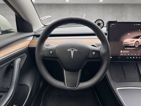 Used 2022 Tesla Model 3 Long Range image 21