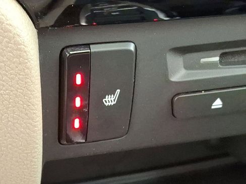 Used 2019 Honda Pilot Touring image 19