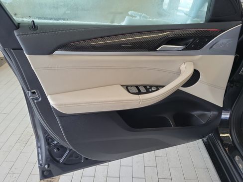 Used 2022 BMW X4 M40i image 15