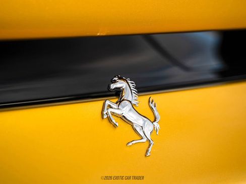 Used 2024 Ferrari SF90 Spider image 54