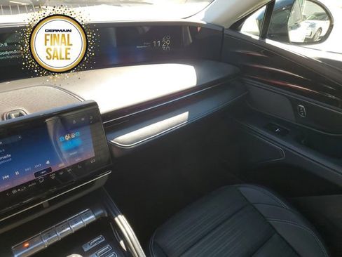 Used 2024 Lincoln Nautilus Reserve image 31