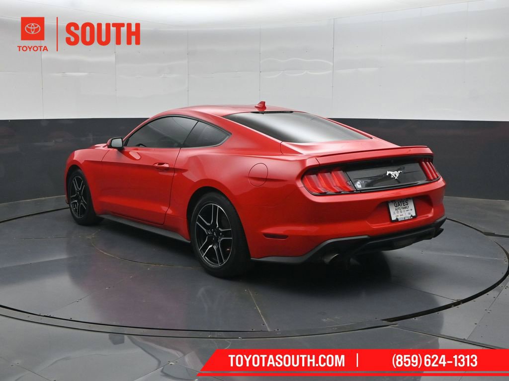Used 2022 Ford Mustang Premium RWD image 8