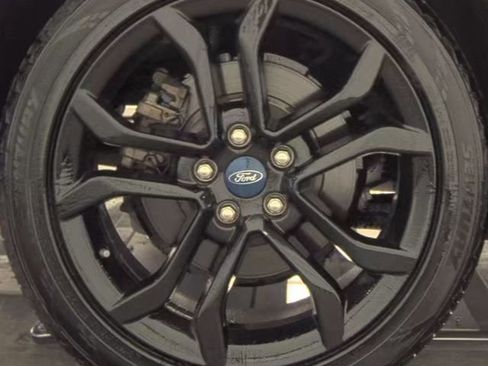 Used 2019 Ford Fusion SE w/ Equipment Group 151A image 6