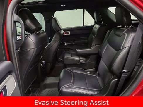 Used 2024 Ford Explorer ST w/ Equipment Group 401A image 25