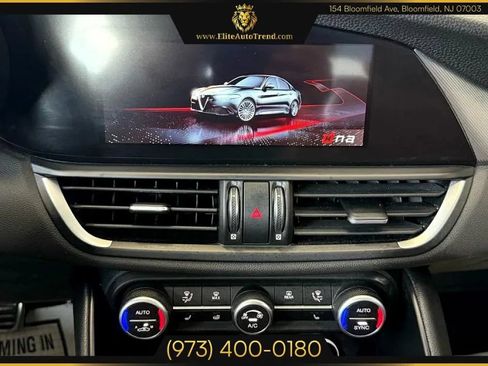 Used 2022 Alfa Romeo Giulia Veloce image 16