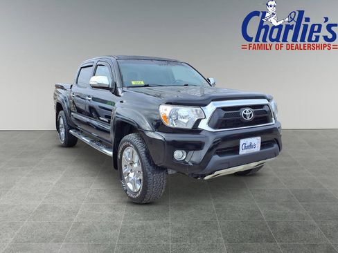 Used 2014 Toyota Tacoma 4x4 Double Cab w/ Limited Package image 3