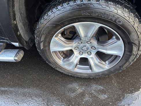 Used 2020 RAM 1500 Laramie image 27