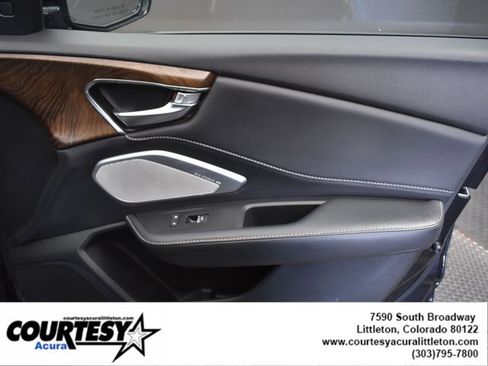 Used 2022 Acura RDX AWD w/ Advance Package image 32