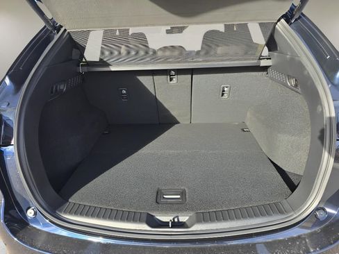 New 2025 MAZDA CX-5 Signature image 30