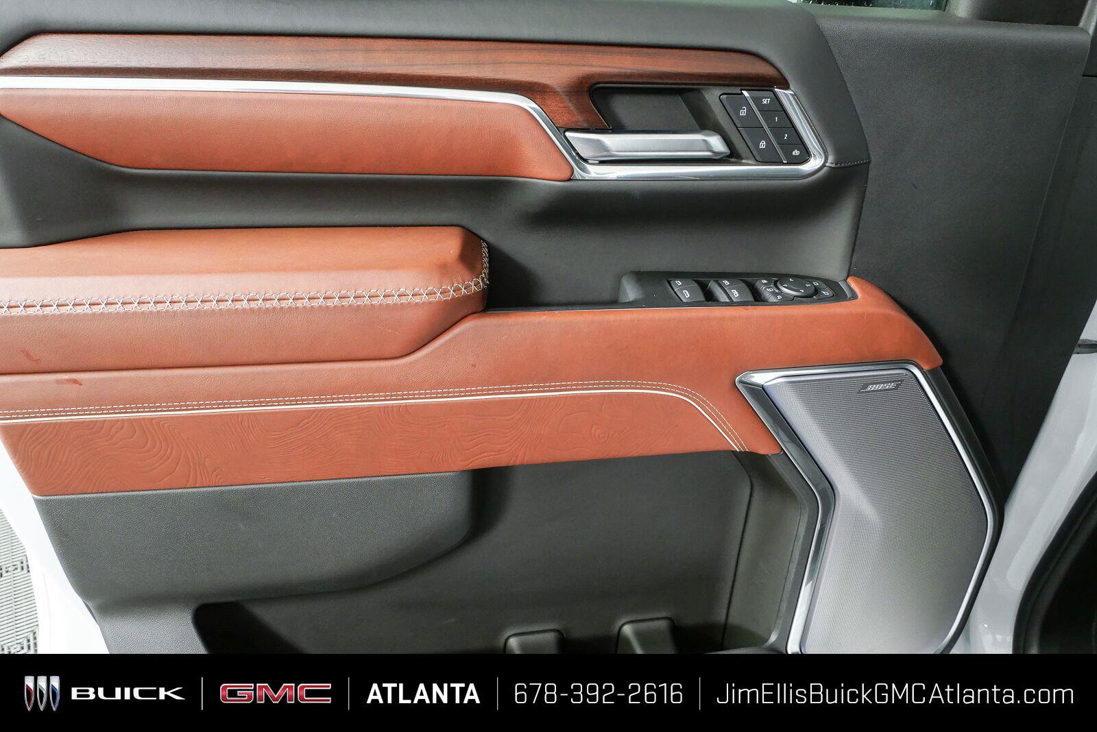 Used 2024 GMC Sierra 2500 Denali Ultimate w/ Max Trailering Package AWD/4WD image 6