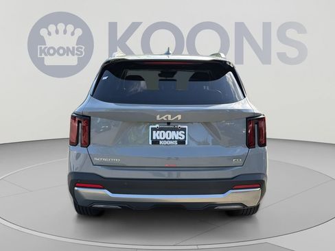 New 2026 Kia Sorento S w/ S Panoramic Sunroof Package AWD/4WD image 5
