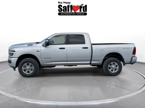New 2026 RAM 2500 Big Horn AWD/4WD image 4