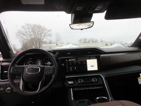 New 2026 GMC Sierra 3500 Denali Ultimate image 17