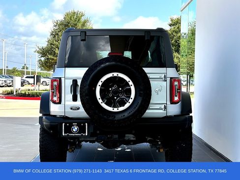 Used 2023 Ford Bronco Badlands AWD/4WD image 10