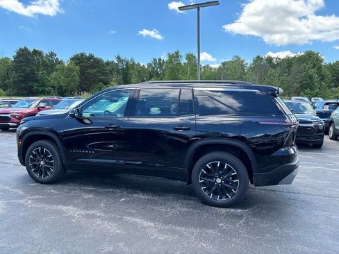 New 2026 Chevrolet Traverse LT w/ Sun and Wheel Package AWD/4WD image 6