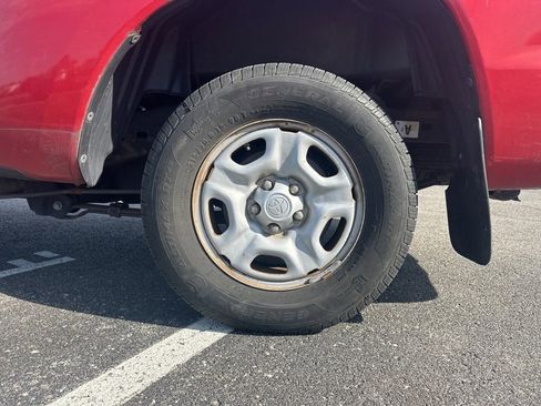 Used 2014 Toyota Tacoma 2WD Regular Cab image 5
